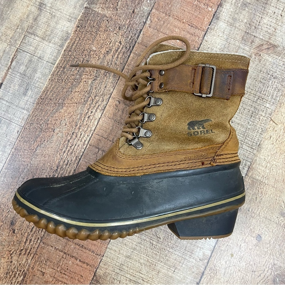 Sorel Women's Size 9 Winter Fancy Lace Mid Calf Boot Suede Leather Waterproof